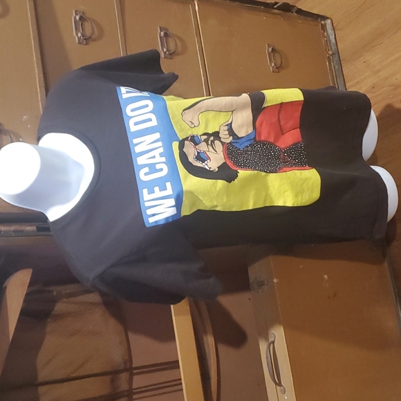 DAVID DOBRIK tshirt.    #4980 - Picture 4 of 6